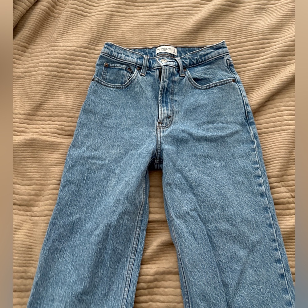 Abercrombie 90s jeans